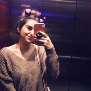 Meet your Posher, Dawnelle